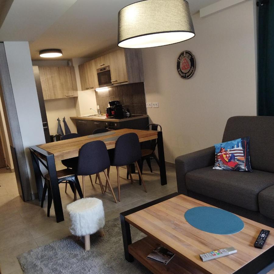 ARC 1800 Appartement dans résidence 4* avec garage Les Arcs  Exterior foto